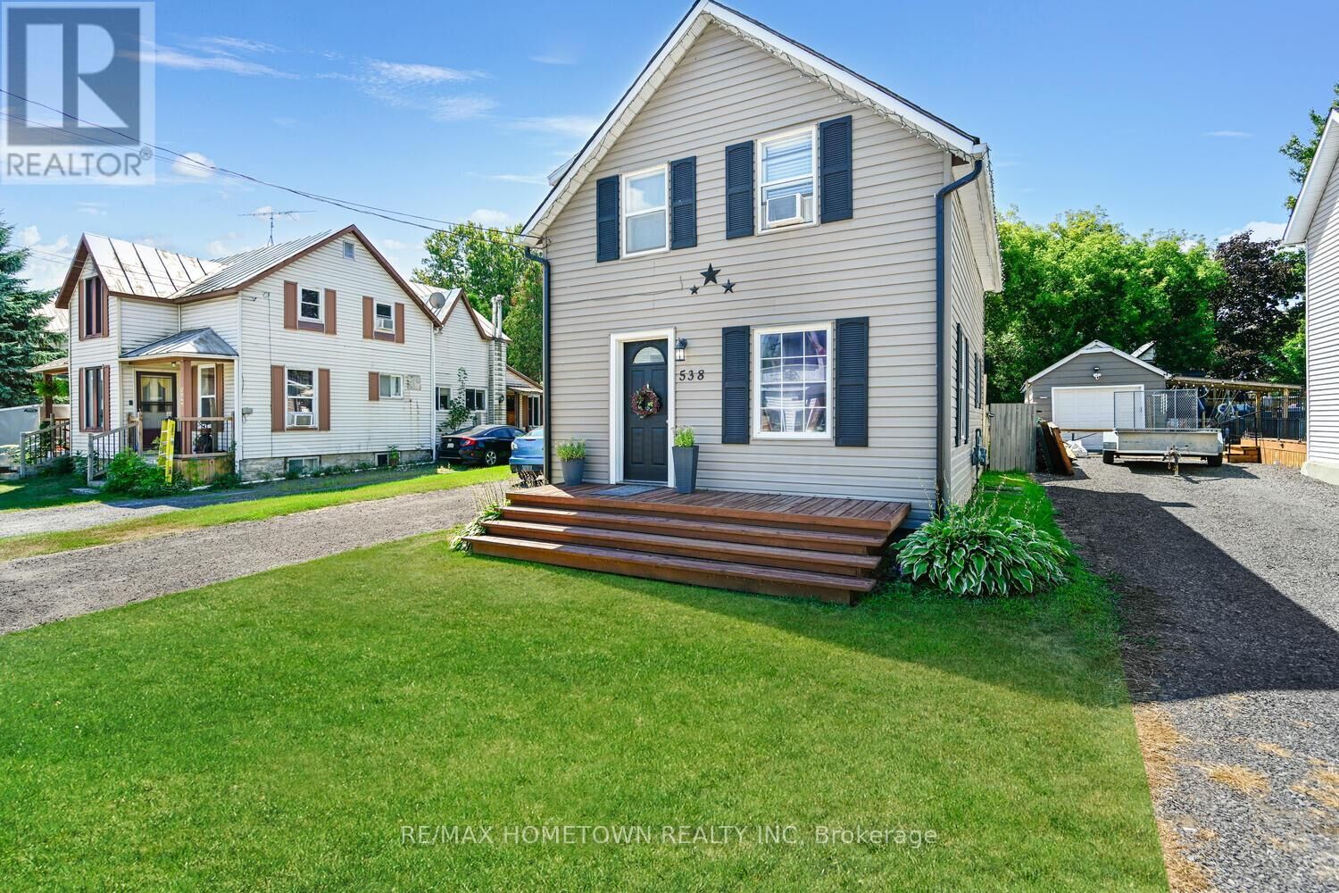 Property Photo: 538 Middle Street ON K0E 1E0