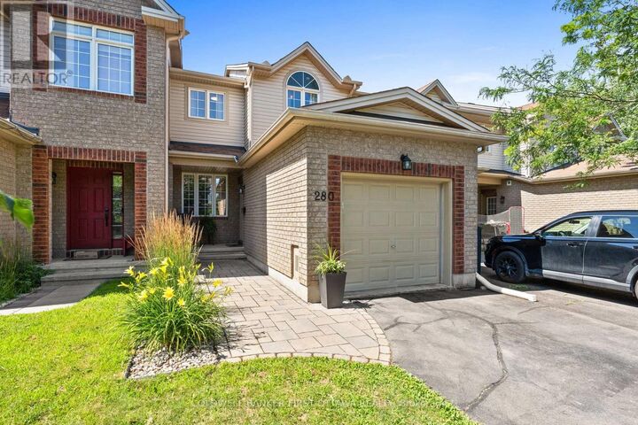 Property Photo: 280 Applecross Crescent ON K2K 0C4