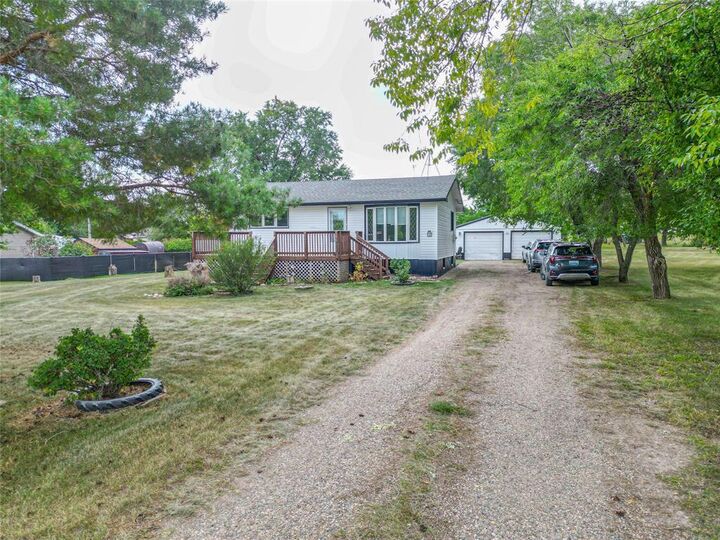 Property Photo: 52 Shilo Road MB R0K 0H0