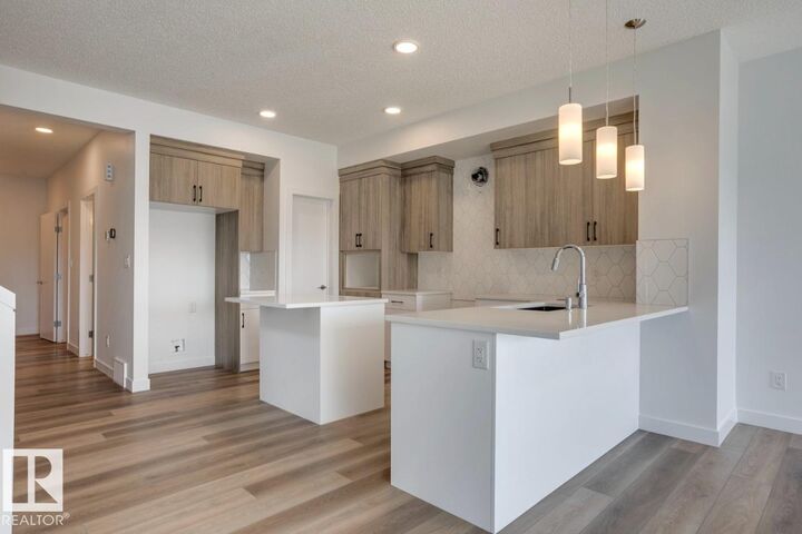 Property Photo: 19019 20 Avenue NW AB T6M 3E8