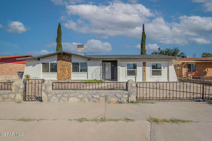 Property Photo:  2820 Beachcomber Drive  TX 79936 