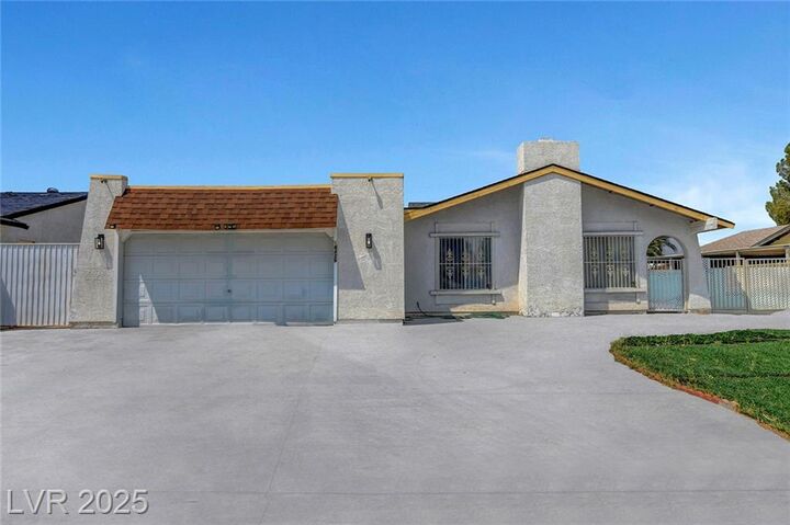 6426 Tanager Way  Las Vegas NV 89103 photo