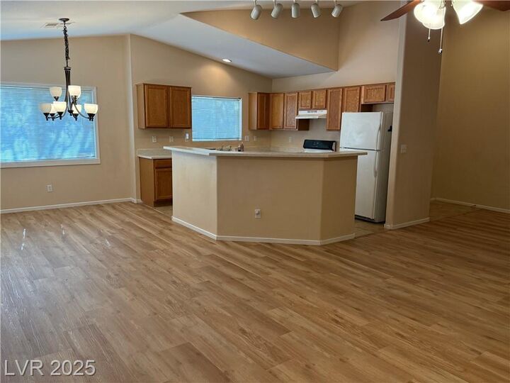 Property Photo: 2709 Sonador Street NV 89108