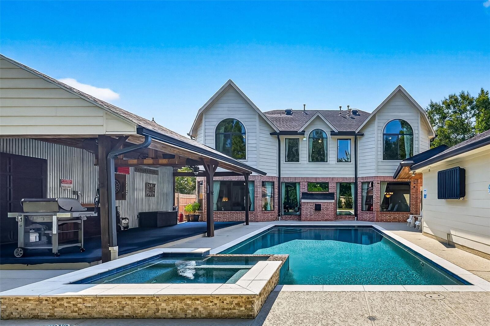 Property Photo: 16606 Darby House Street TX 77429