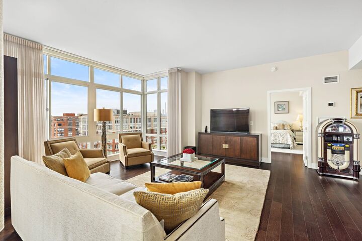 Property Photo: 1100 Maxwell Lane Ph1213 NJ 07030