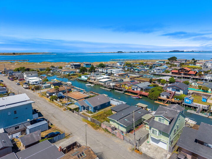 Property Photo: 14 Crab Street CA 95503