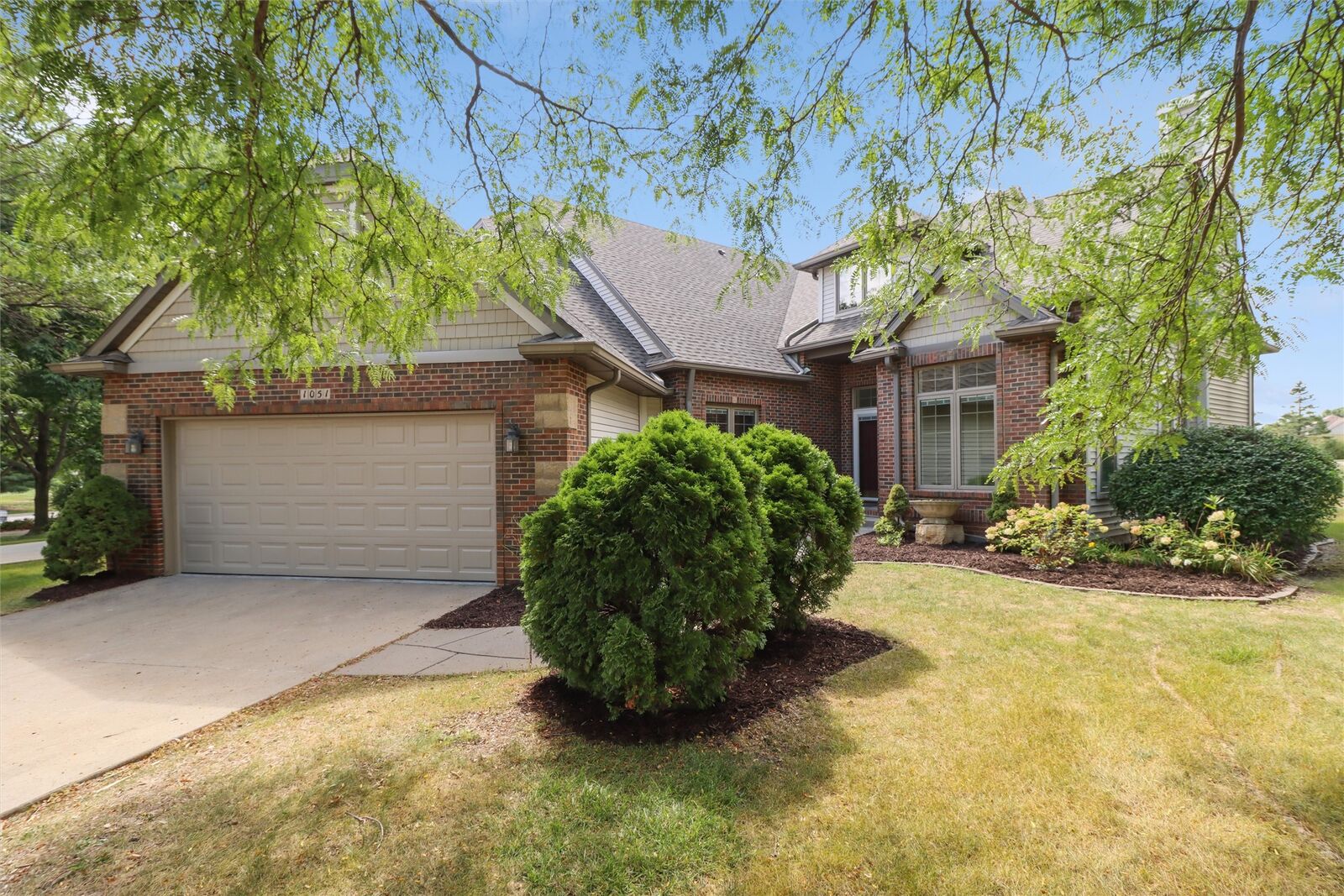 Property Photo: 1051 Glen Oaks Drive IA 50266