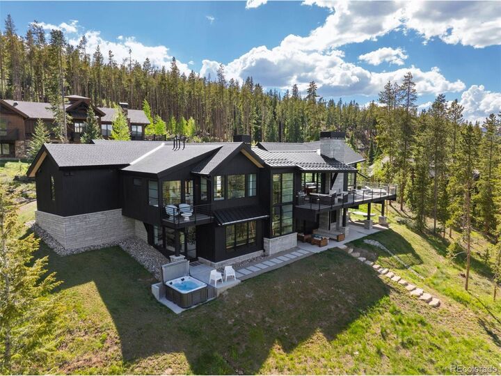 Property Photo: