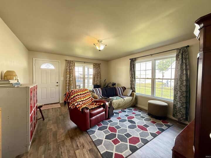 Property Photo: 211 E Division IN 47601