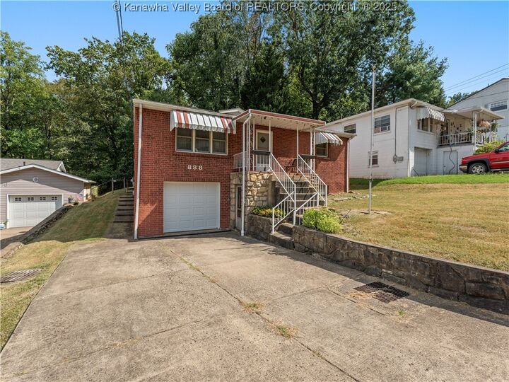 Property Photo: 888 Baier Street WV 25177