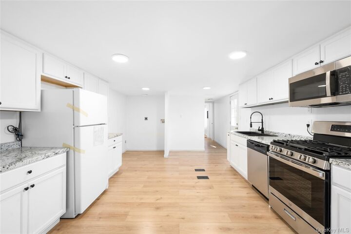 Property Photo: 15 Julia Ln NY 12508