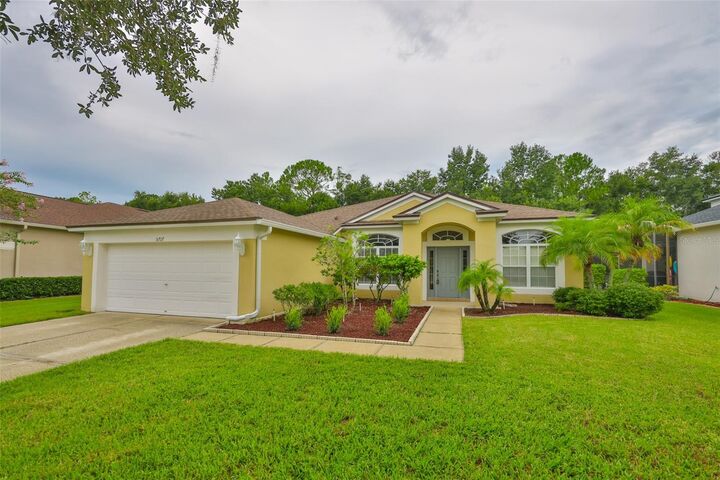 Property Photo: 5717 Riva Ridge Drive FL 33544