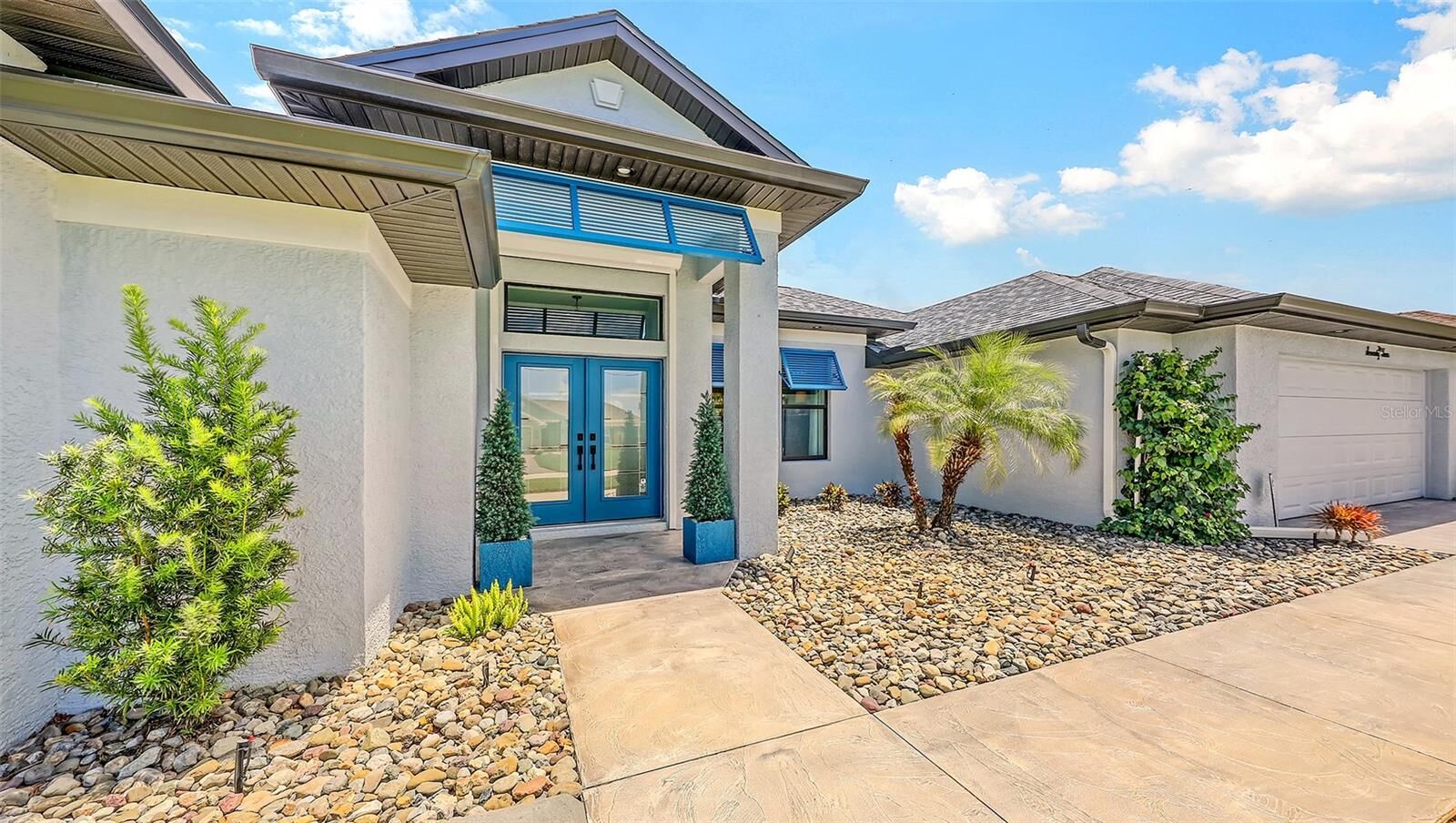 Property Photo: 72 Broadmoor Lane FL 33947