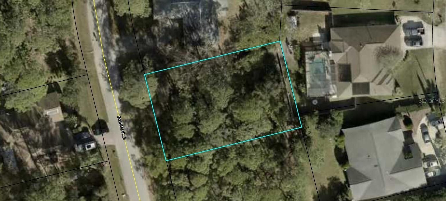 Property Photo: 108 Bressler Lane FL 32137