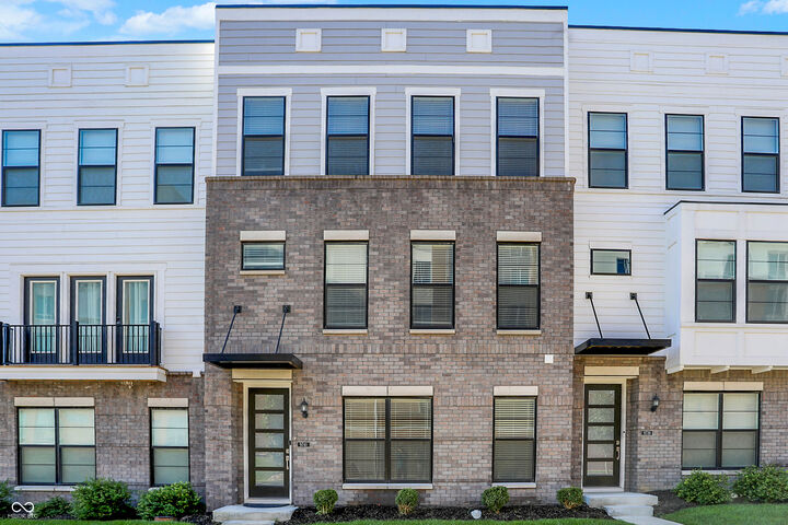 9741 District N Drive  Fishers IN 46037 photo