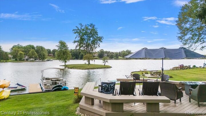 1463 Pebble Creek Drive  Metamora MI 48455 8923 photo
