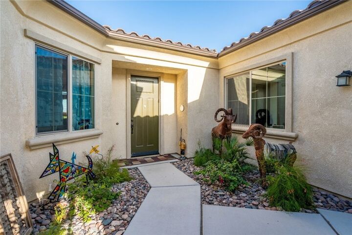 Property Photo:  37 Vintage  CA 92270 