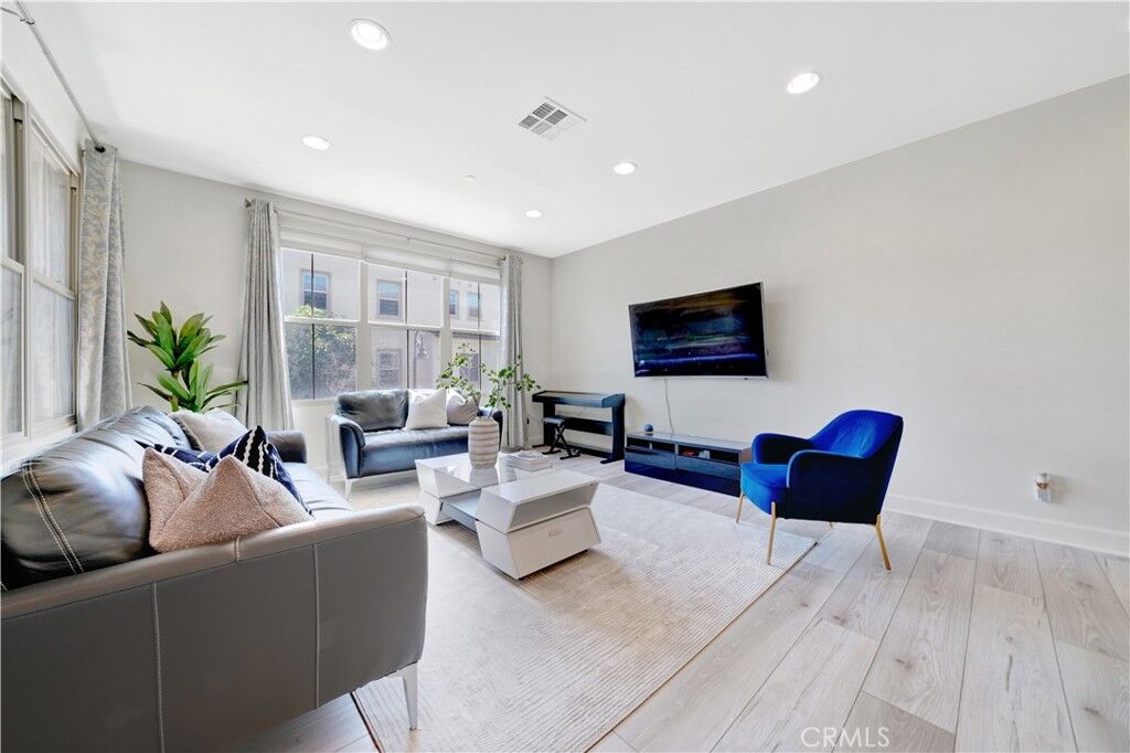 Property Photo:  92 Capricorn  CA 92618 
