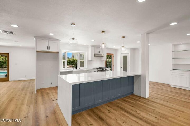 Property Photo: 2607 Lander Court CA 91320