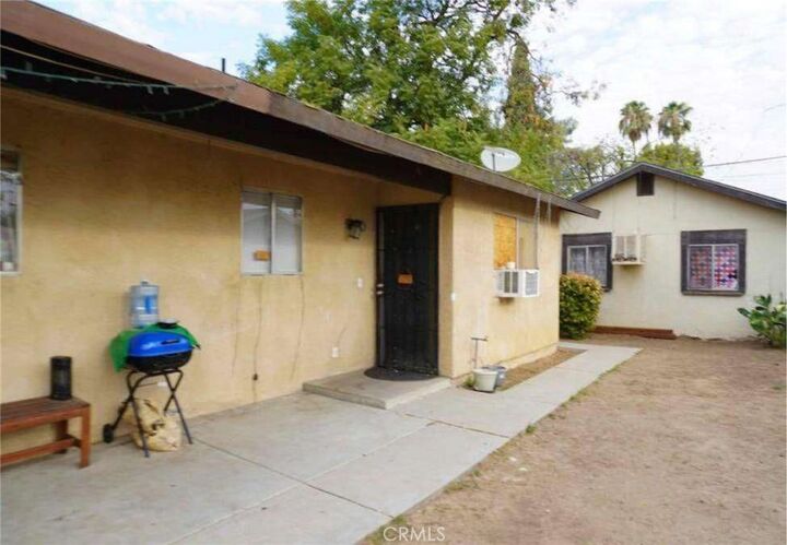 Property Photo: 3815 Mitchell Avenue A,B,C CA 93306