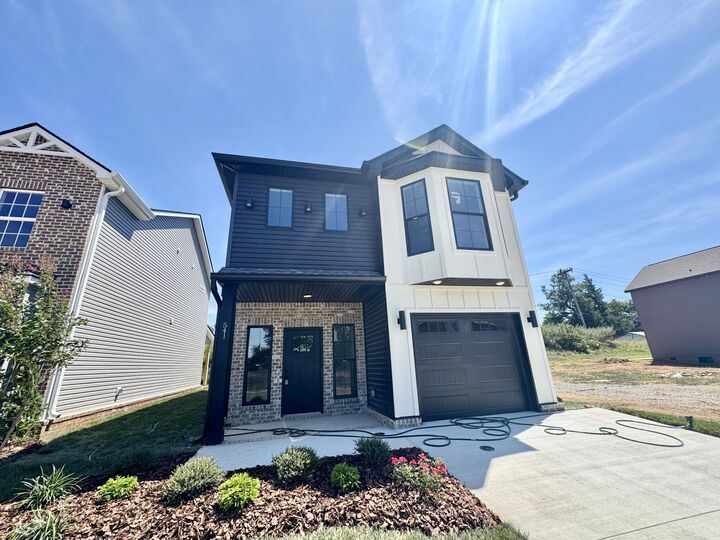 Property Photo: 20 Charleston Cove TN 37043