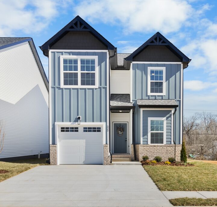 Property Photo: 19 Charleston Cove TN 37043