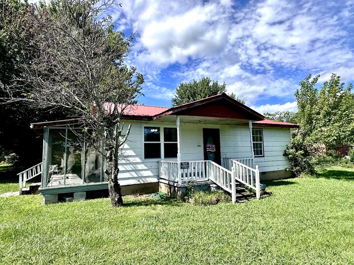 Property Photo:  121 Cordell Rd  TN 37339 