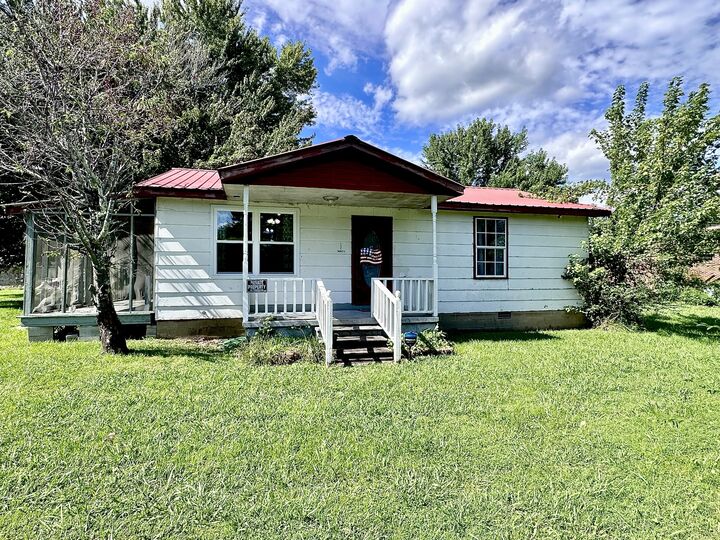 Property Photo: 121 Cordell Rd TN 37339