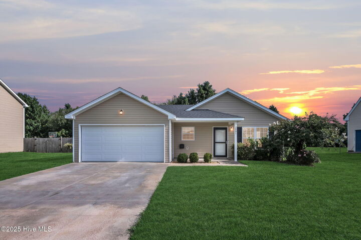2001 Eleuthera Way  Elizabeth City NC 27909 photo