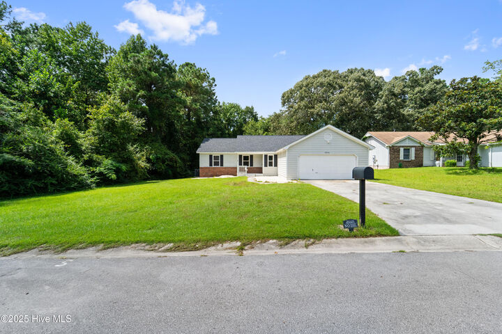Property Photo:  2696 Idlebrook Circle  NC 28544 