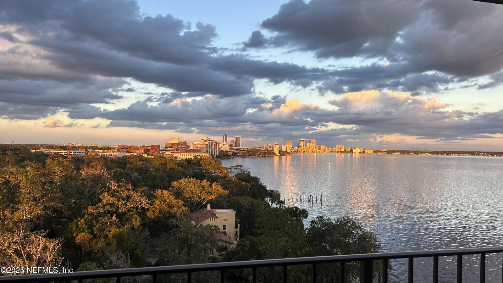 Property Photo:  2970 St Johns Avenue 10B  FL 32205 
