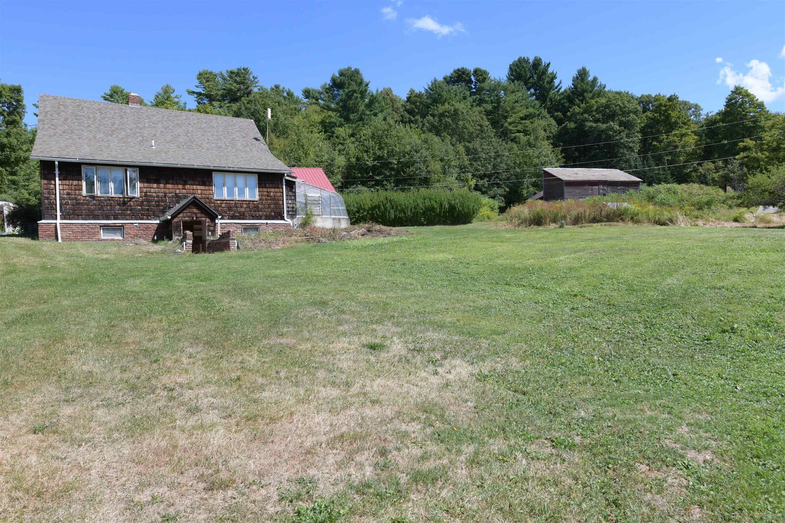 Property Photo: 12 Woodridge Road VT 05446
