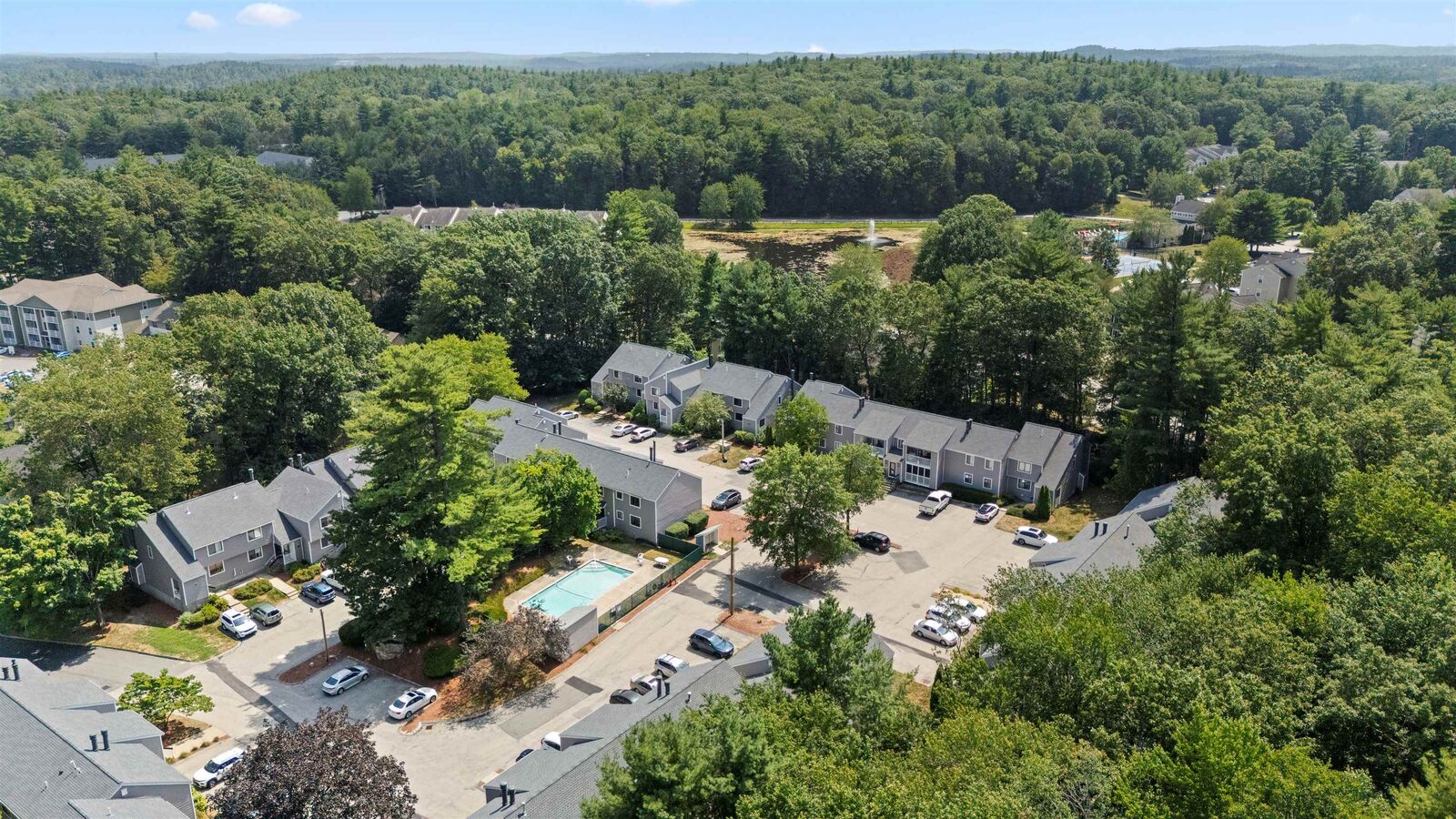 Property Photo:  2 Snow Circle  NH 03062 