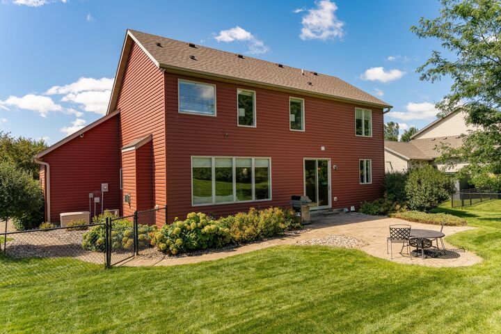Property Photo: 5512 Leslie Lane SW MN 55902