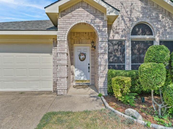 Photo de la propriété: 1422 S 3rd Street TX 76065