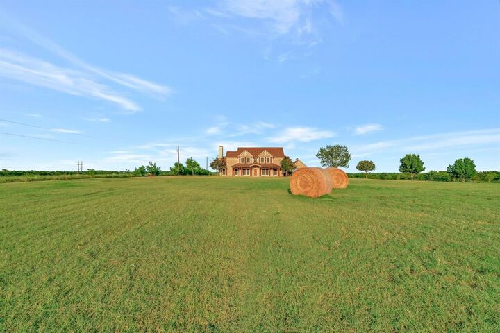 1810 Longbranch Road  Waxahachie TX 76065 photo
