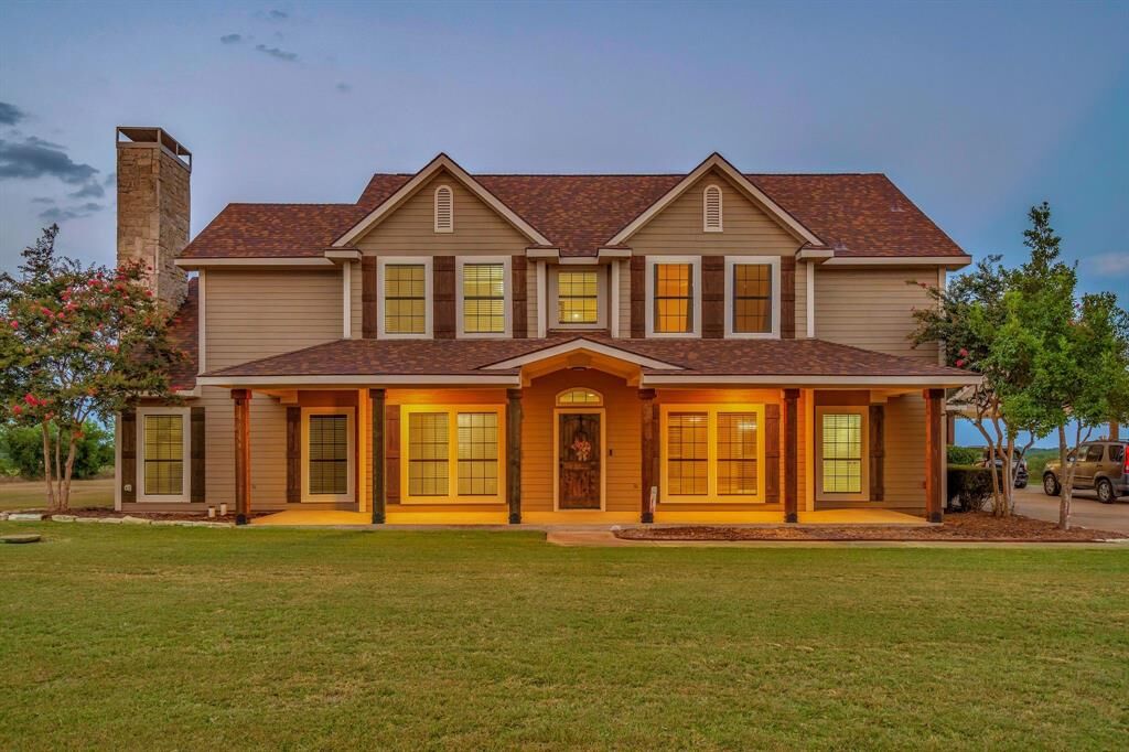 Property Photo: 1810 Longbranch Road TX 76065