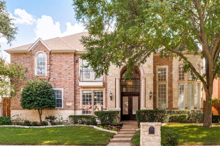 Property Photo: 5316 Tennington Park TX 75287