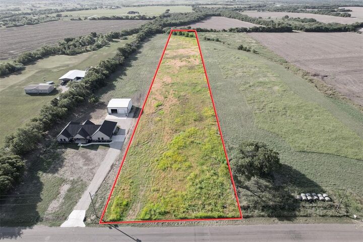 Photo de la propriété:  Lot 2 Block 1 Ozro Road  TX 76064 