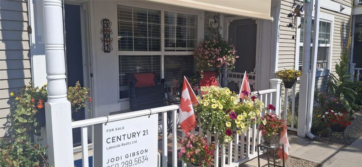 Photo de la propriété:  743 Okanagan Avenue 301  BC V0E 1M0 