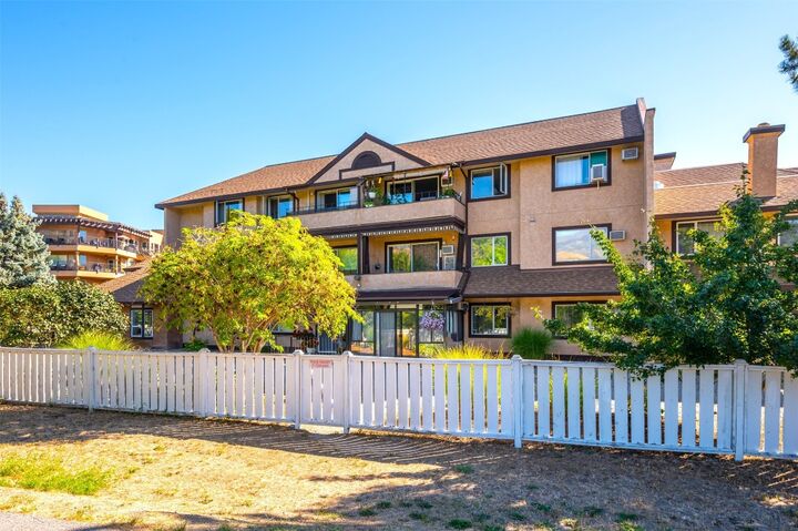Photo de la propriété: 337 McKinney Road 111 BC V0H 1T3