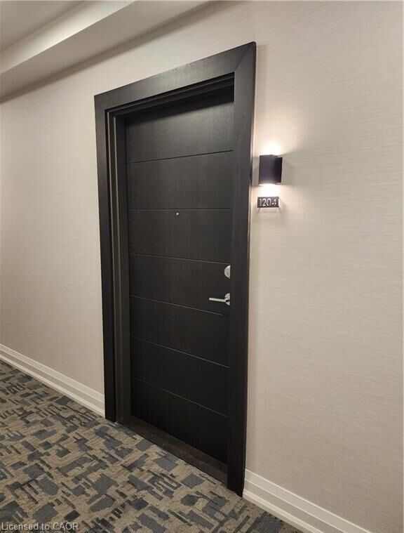 Property Photo: 212 King William Street 1204 ON L8R 3N9