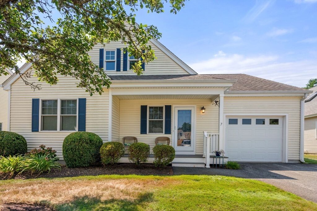 Property Photo: 7 Bisbee Dr 7 MA 02770