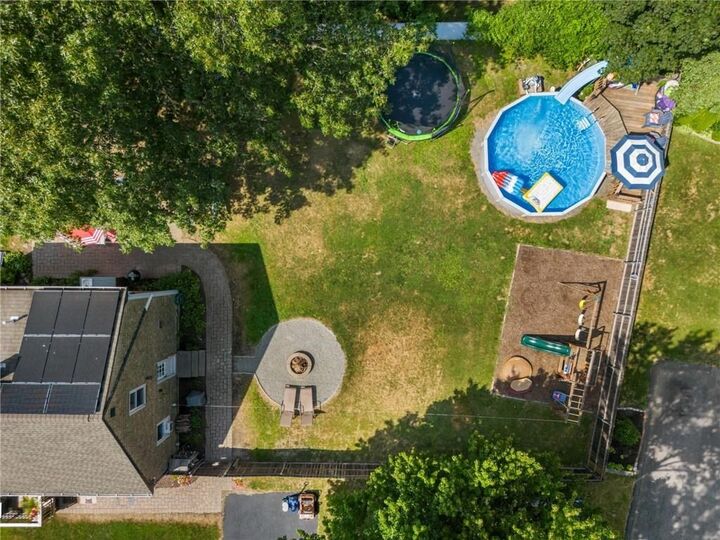Property Photo: 59 Belvedere Dr RI 02809