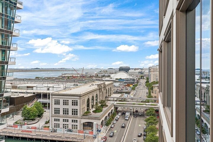 Property Photo:  133 Seaport Blvd 1516  MA 02210 