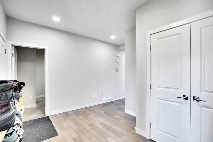 Property Photo:  99 Savanna Way NE  AB T3J 0Y6 