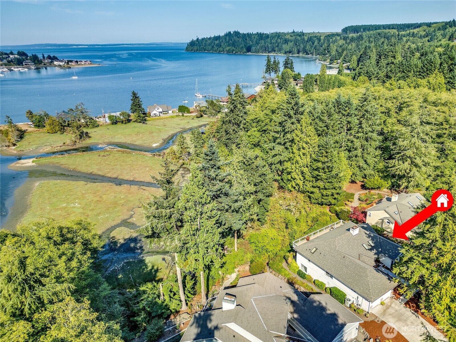 Property Photo: 40 Fairwind Court WA 98365