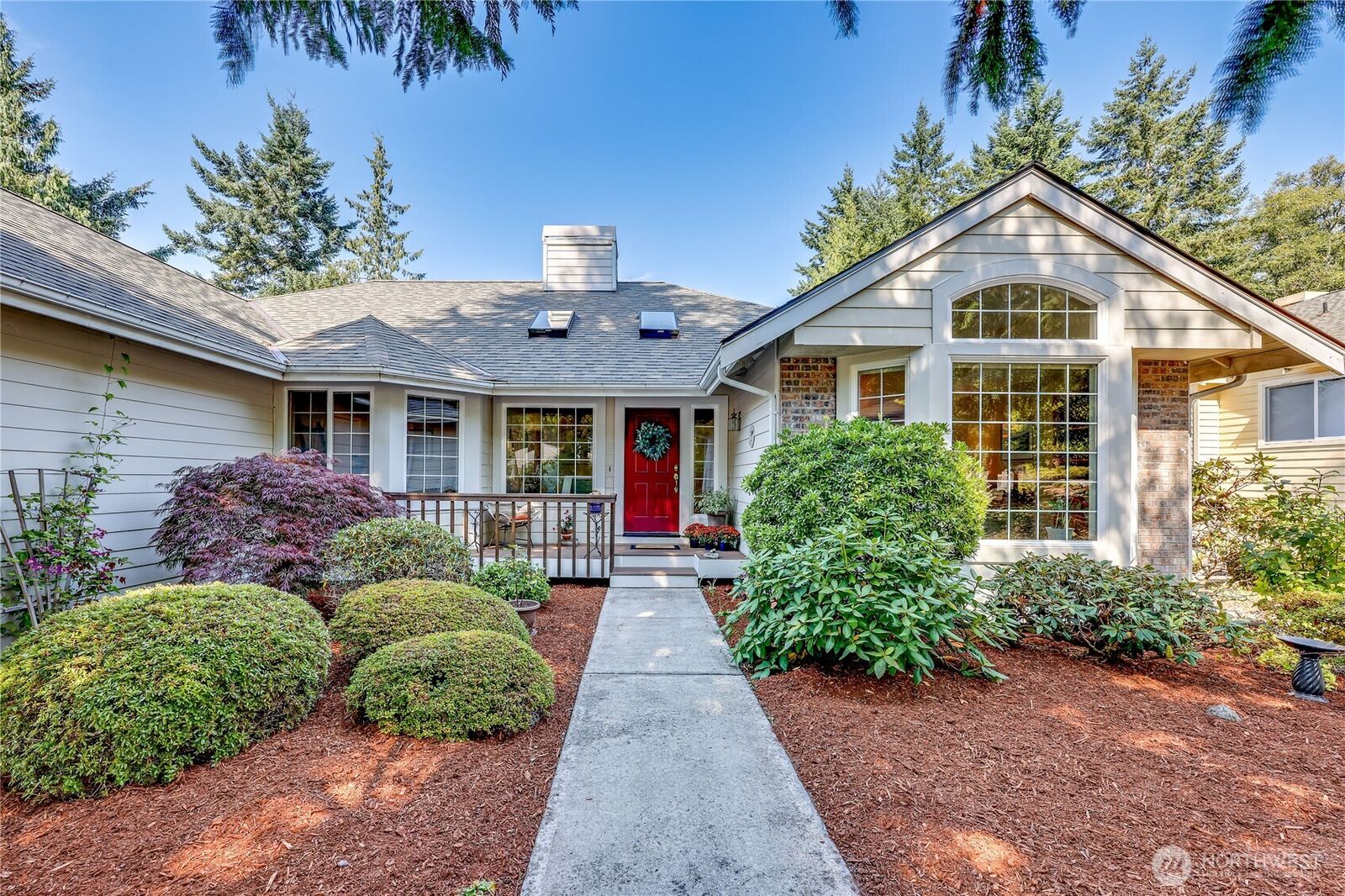 Property Photo: 40 Fairwind Court WA 98365