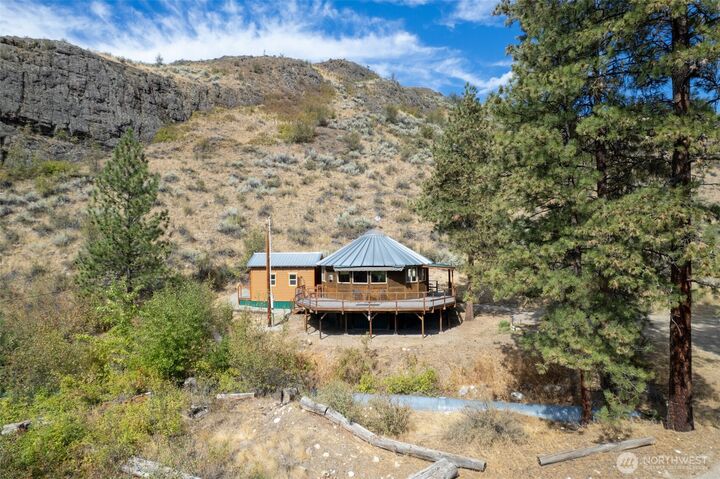 Property Photo:  599  West Chewuch Road  WA 98862 