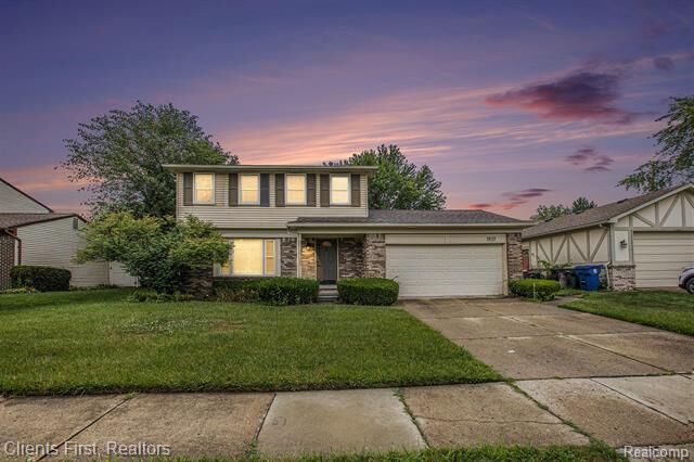 Property Photo: 1937 S Cavalier Drive MI 48188